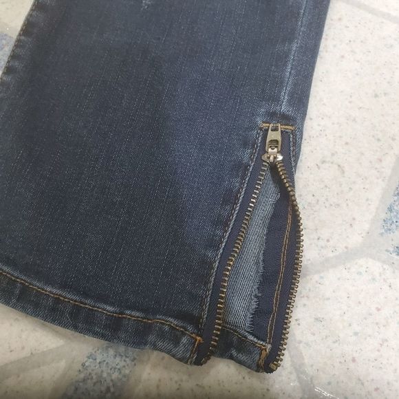 Wild Blue Size 7 Distressed skinny jeans by e - Picture 3 of 8